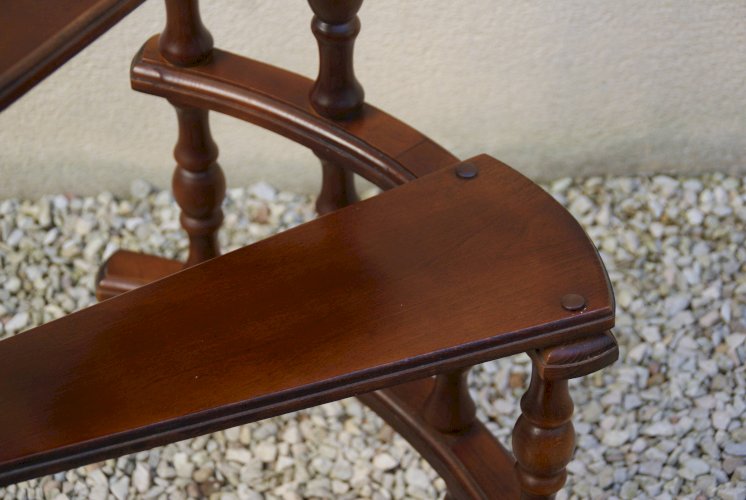 Escalier - Escabeau de bibliothèque