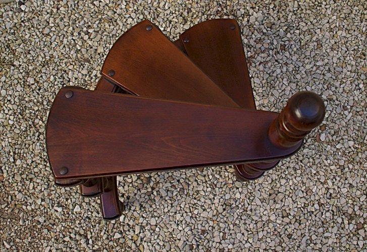 Escalier - Escabeau de bibliothèque