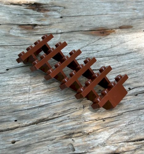 Escalier Lego couleur marron