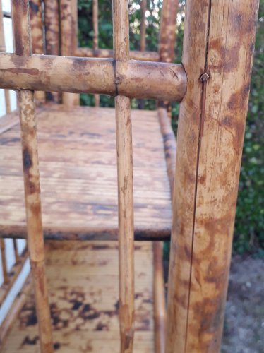 Etagère en bambou