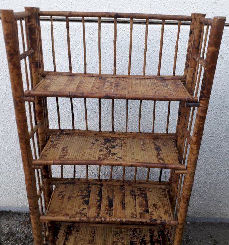 Etagère en bambou