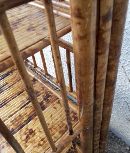 Etagère en bambou