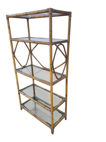 étagère en rotin et verre fumé