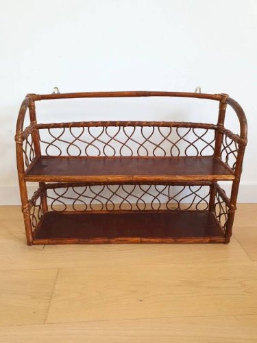 Etagère en rotin vintage