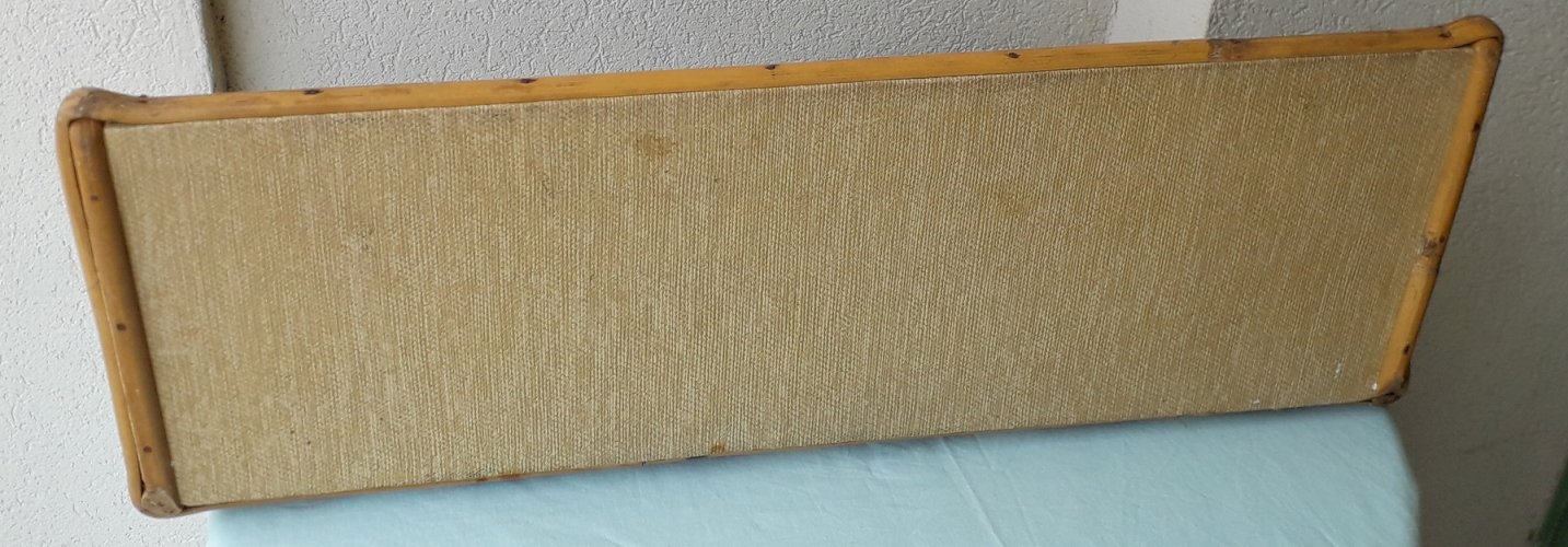 Etagère en rotin