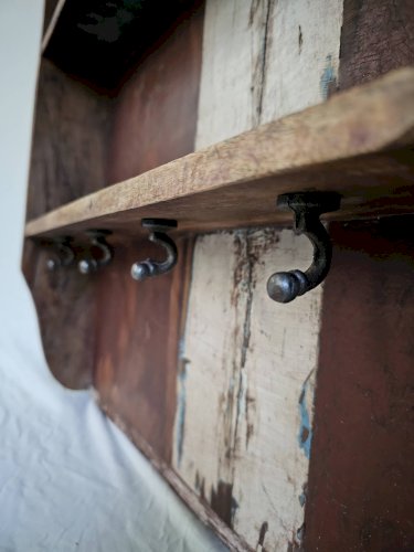 Etagère murale 3 étagères + 4 crochets fonte en bois polychrome