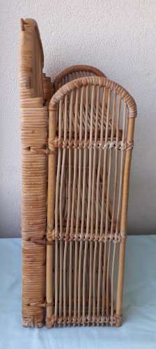 Etagère murale en rotin