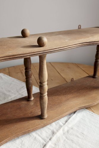 Étagère murale vintage bois  de style Napoléon III – 2 niveaux