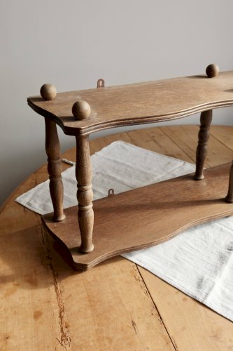 Étagère murale vintage bois  de style Napoléon III – 2 niveaux