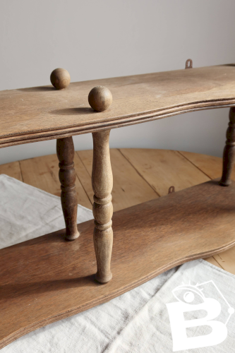 Étagère murale vintage bois  de style Napoléon III – 2 niveaux