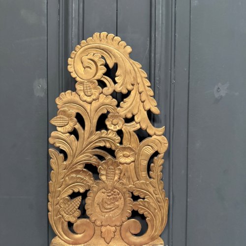 Étagère ottomane en bois doré sculpté XIXe L9231