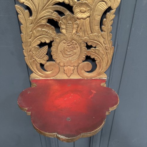 Étagère ottomane en bois doré sculpté XIXe L9231