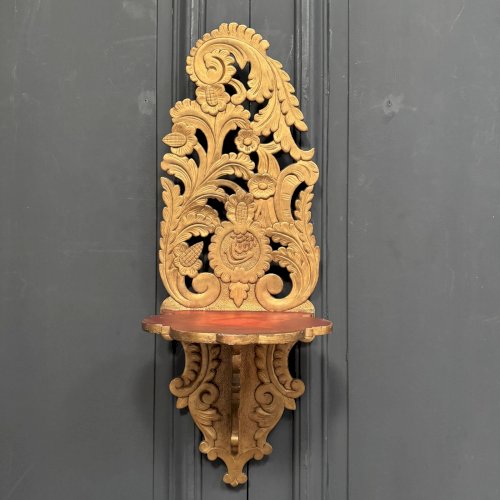 Étagère ottomane en bois doré sculpté XIXe L9231