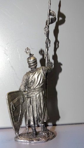 -ETAIN ANCIENNE FIGURINE german knight of the teutonic order 12-13th vitrine  D