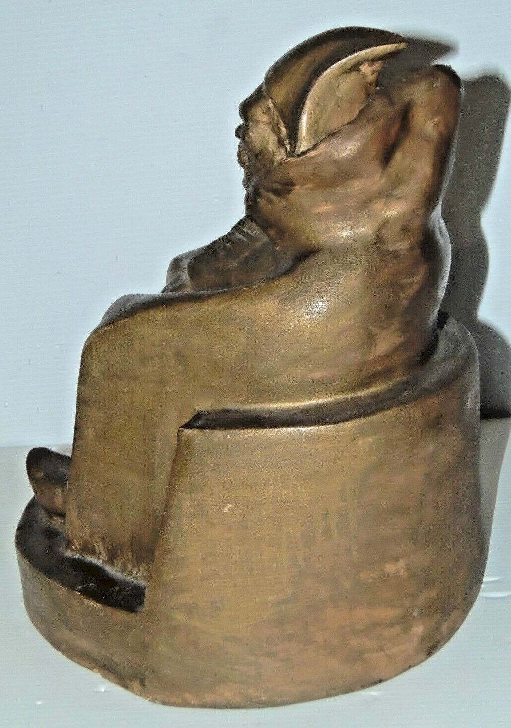 etonnante-statuette-terre-cuite-dor-e-sign-e-a-fauzey-homme-asiatique