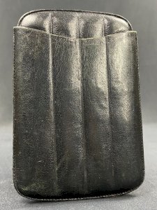 Black leather cigar case for 4 cigars