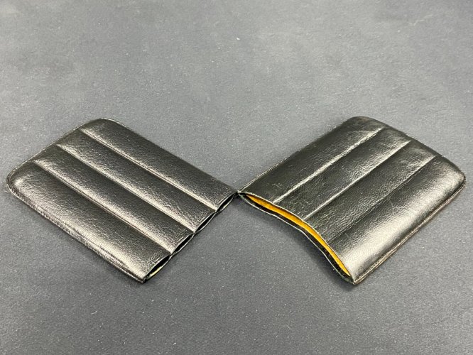 Etui à 4 cigares en cuir noir