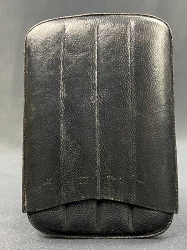 Etui à 4 cigares en cuir noir