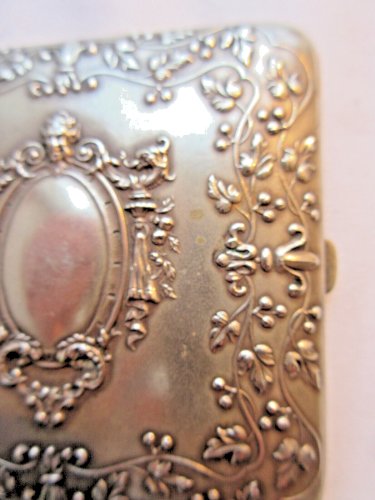 Etui à cigarettes ou à cartes de visite, métal argenté Extra Blanc, Art Nouveau