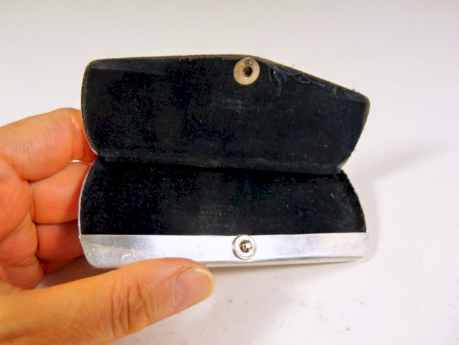 Etui lunettes lorgnons vintage métal couleur argent D - 11,5 x 4,5 x 2 x 1 cm