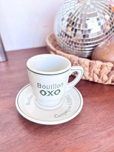 Eugène, la tasse vintage N°166