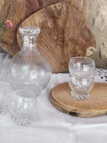 Eugène, le lot de 4 verres et 1 carafe N°185