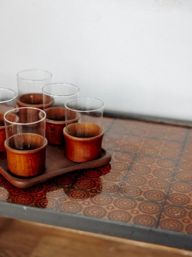 Eugène, le lot de verres et plateau N°19