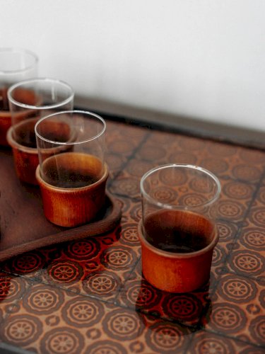 Eugène, le lot de verres et plateau N°19