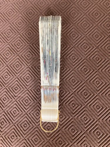 Éventail mural vintage espagnol ajouré peint main Made in Spain