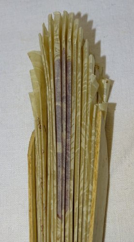 -EVENTAIL PAPIER et BOIS TAILLERIE DE ROYAT BIARRITZ TAILLE DES AGATES vers 1910