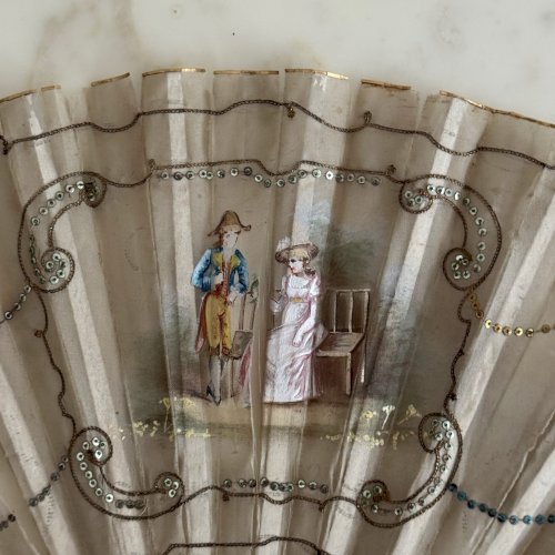 Éventail XIXe décor romantique peint à la main M3781