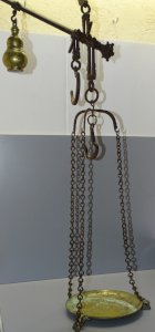 EXCEPTIONAL ROMAN BALANCE 18th FORGED IRON weight and BRONZE plate