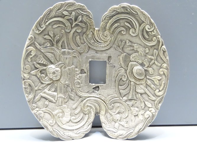 -EXCEPTIONNELLE  GARDE D'EPEE  ARGENT XVIIIe  ATTRIBUTS de MUSIQUE Poinçons   D