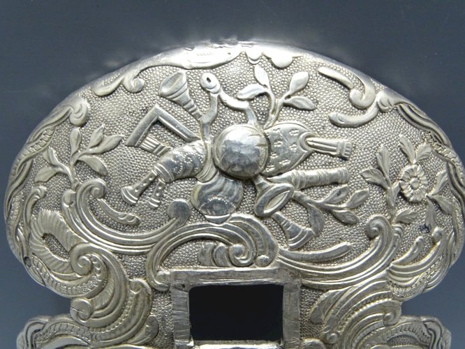 -EXCEPTIONNELLE  GARDE D'EPEE  ARGENT XVIIIe  ATTRIBUTS de MUSIQUE Poinçons   D