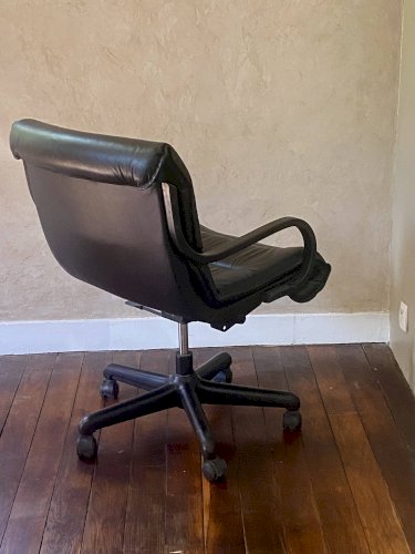 Fauteui de Bureau en cuir Ajustable Année 90