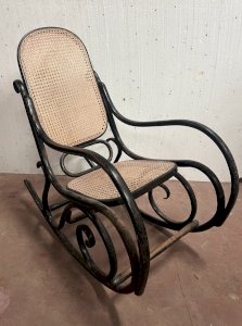 Fauteuil a bascule en bois courbé Rocking chair XX siècle