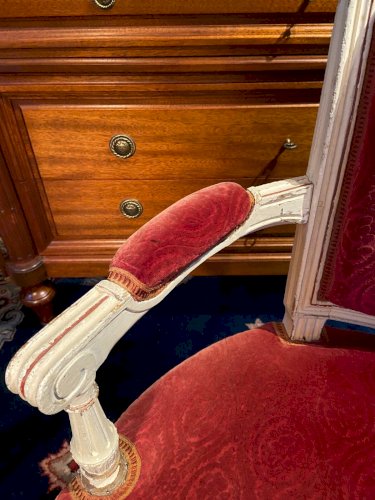 Fauteuil cabriolet velours rouge d'époque XVIIIe Louis XVI
