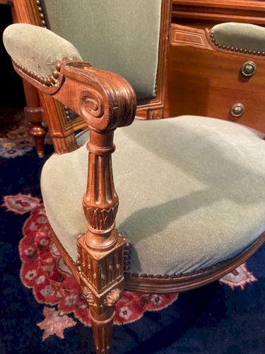 Fauteuil cabriolet velours vert d'époque XVIIIe Louis XVI