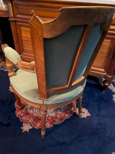Fauteuil cabriolet velours vert d'époque XVIIIe Louis XVI