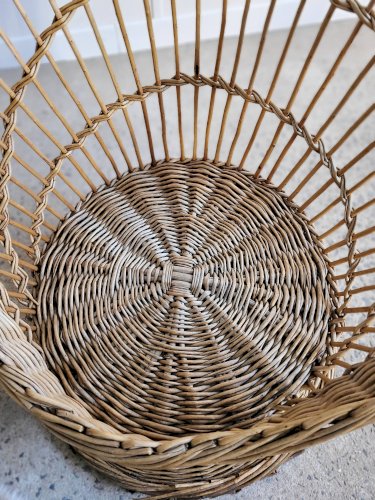 Fauteuil corbeille en osier