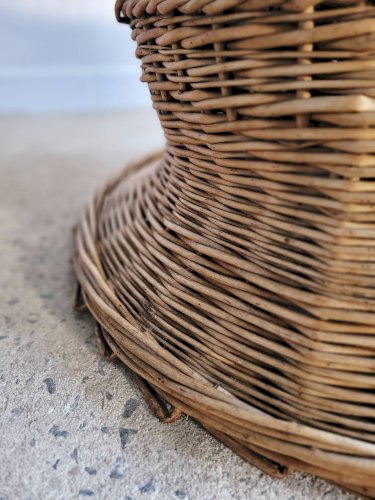 Fauteuil corbeille en osier