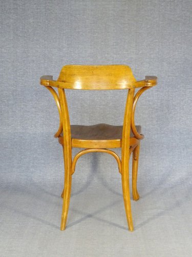 Fauteuil de bureau N°713 par KOHN 1905, no Thonet