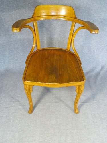 Fauteuil de bureau N°713 par KOHN 1905, no Thonet