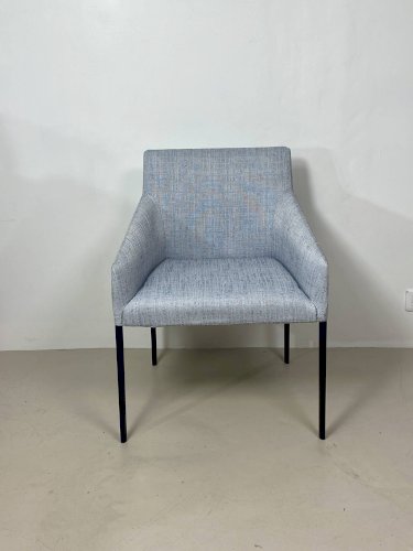 Fauteuil design  Arper Saari