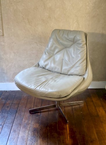 Fauteuil design vintage daya bontempi italie.