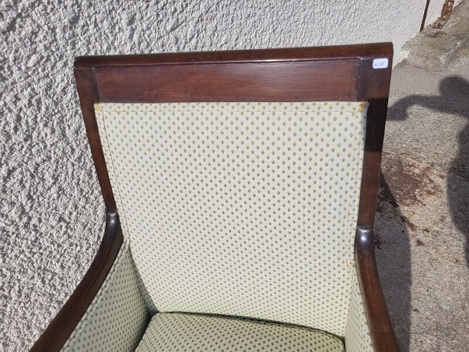 FAUTEUIL EMPIRE EN NOYER FONCE DU XIX ème SIECLE N° 11