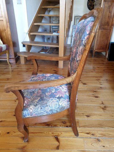 Fauteuil en mérisier époque Louis-Philippe vers 1840, retapissé venez de Lyon Clermont-ferrand