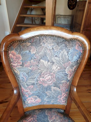 Fauteuil en mérisier époque Louis-Philippe vers 1840, retapissé venez de Lyon Clermont-ferrand