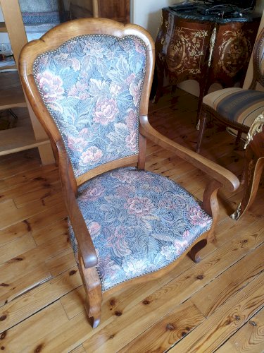 Fauteuil en mérisier époque Louis-Philippe vers 1840, retapissé venez de Lyon Clermont-ferrand