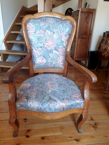 Fauteuil en mérisier époque Louis-Philippe vers 1840, retapissé venez de Lyon Clermont-ferrand